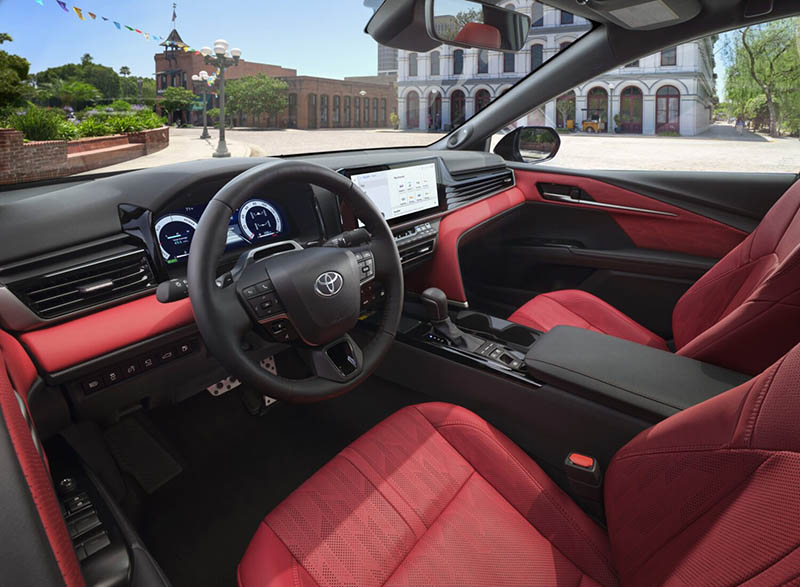 Toyota Camry 2024 โฉมใหม่ คาดราคาไม่ต่างเดิม มีอะไรใหม่ที่น่าสนใจบ้าง