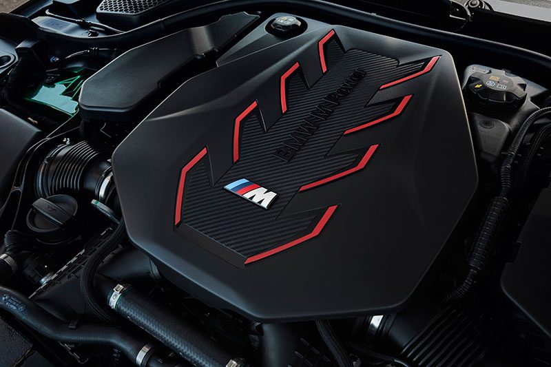 BMW M5 2025 BMW M5 2025 ใหม่ เร้าใจด้วยพลังไฮบริด 727 แรงม้า