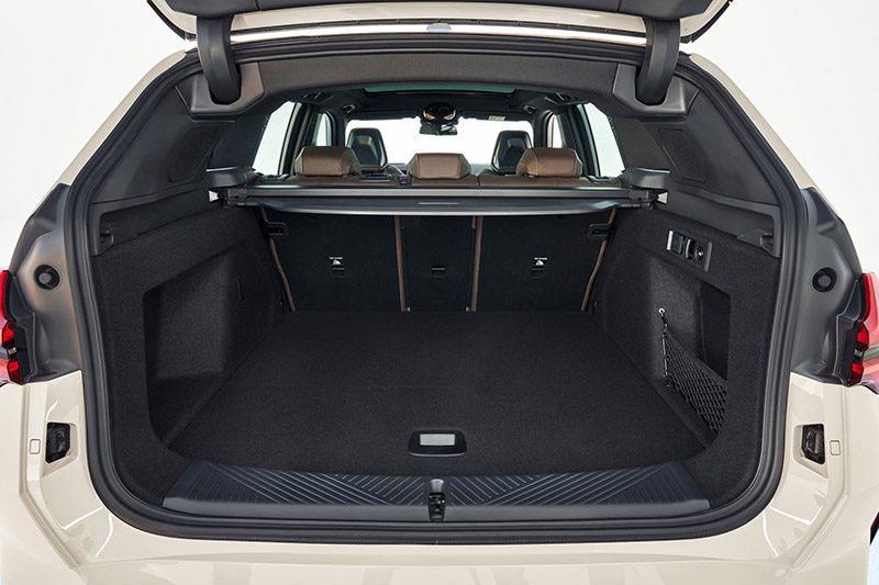 BMW X3 2025 เผยโฉม ลุคใหม่โมเดิร์นสุดใจ ทั้งภายใน ภายนอก