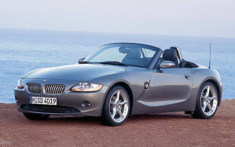 BMW Z4 BMW Z4 ไม่ได้ไปต่อเพราะยอดขายตกต่ำ เตรียมยุติการผลิตปี 2025