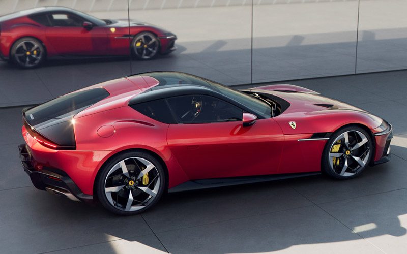 Ferrari 12Cilindri Ferrari 12 Cilindri แรงด้วย 12 สูบ ล้วน ไม่สนเทอร์โบ โนไฮบริด