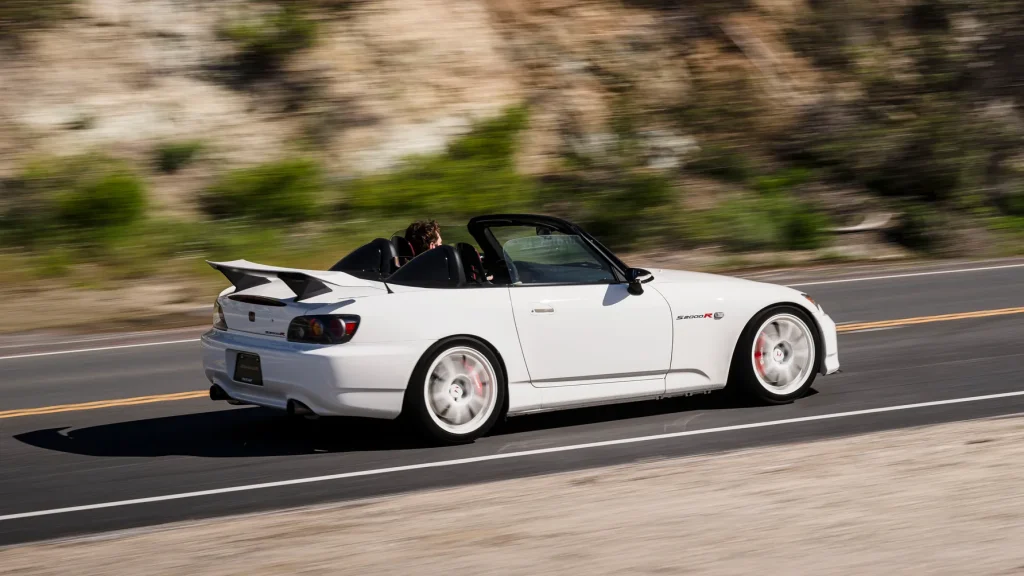Honda S2000 รถสปอร์ตเปิดประทุนคลาสสิก ขับสนุก เหนือกาลเวลา