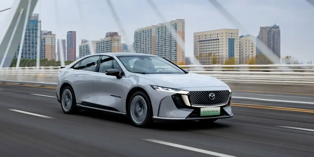 Mazda 6e ซีดานไฟฟ้าที่ล้ำสมัยและเป็นมิตรต่อสิ่งแวดล้อม