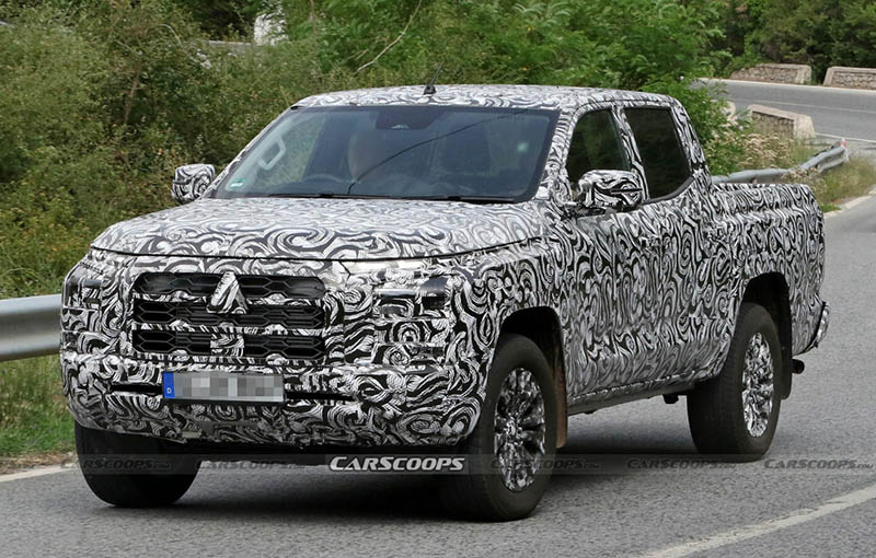 Mitsubishi Triton 2023 Mitsubishi Triton 2023 กับภาพจำลองจากคันจริงก่อนเปิดตัว