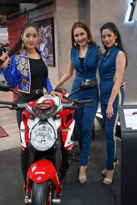 พาชมพริตตี้ Motor Expo 2018