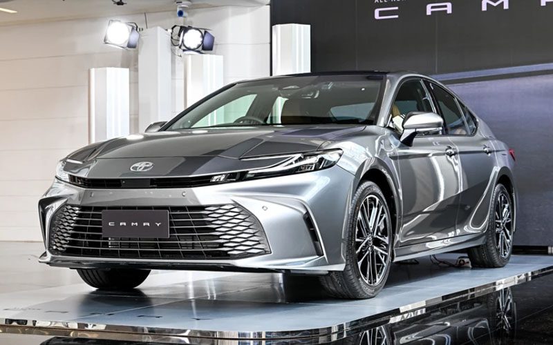 Toyota Camry 2025 Toyota Camry 2025 ไฮบริดล้วน ราคาเริ่ม 1,455,000 บาท