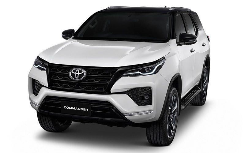 Toyota Fortuner Commander 2022 ราคา 1.505 ลบ. ฉลองยืนหนึ่ง Toyota Fortuner Commander 2022 ราคา 1.505 ลบ. ฉลองยืนหนึ่ง