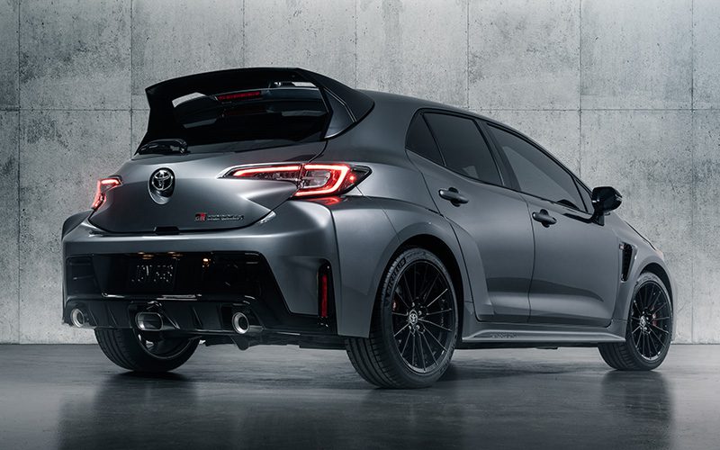 Toyota GR Corolla 2022 Toyota GR Corolla 2022 แรงสู้ตาย เครื่อง 3 สูบ 304 แรงม้า