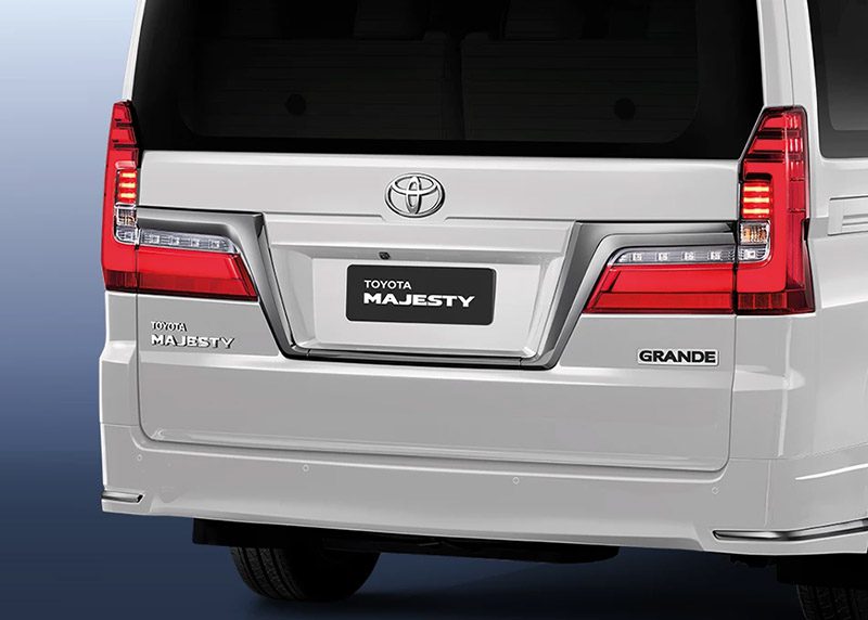 Toyota Majesty 2024 ใหม่ กับเบาะที่หรูน้อยลง ราคาเริ่ม 1,989,000 บาท