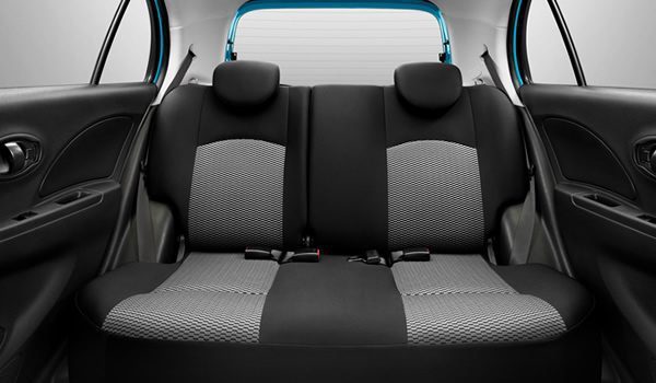 NISSAN MARCH 2019 ออกรถ 3,000 ผ่อน 6,700 บาท ฟรีกล้องหน้ารถ