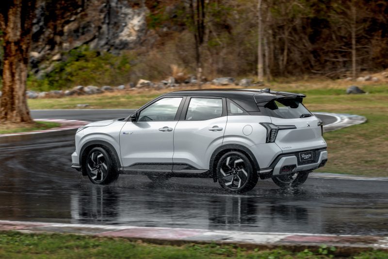 Mitsubishi Xforce 2025 ราคา ตารางผ่อน และเทคโนโลยีฟีเจอร์