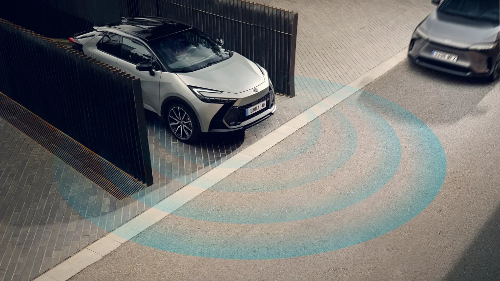 Toyota CHR 2025 สปอร์ตครอสโอเวอร์แห่งอนาคตที่พัฒนาไปอีกขั้น