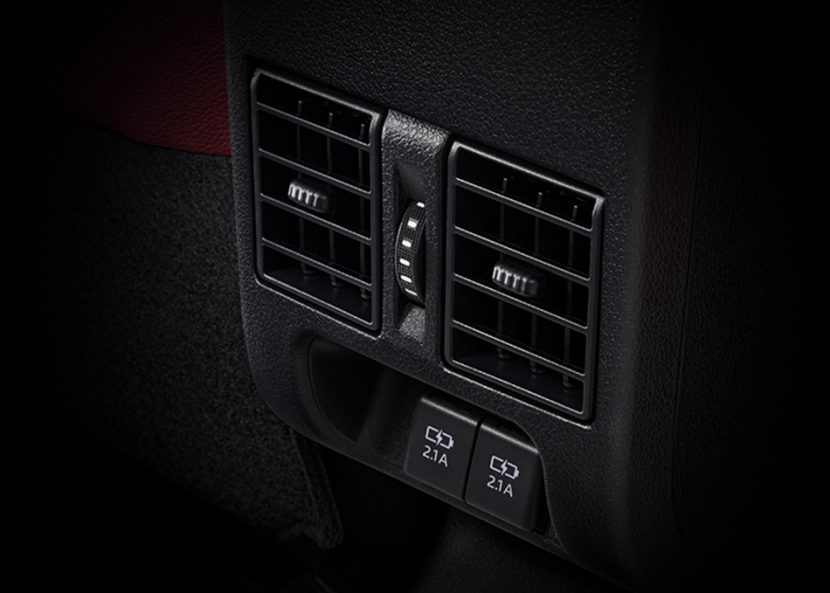 Toyota Yaris Ativ 2024   2025 ราคา ตารางผ่อน เริ่มต้น 5,200 บาท